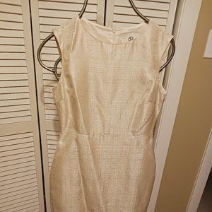 Women's Natural Dress